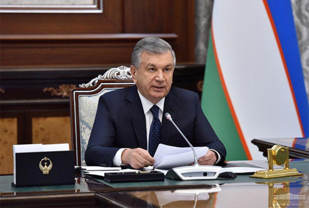 Президент Узбекистана подписал документы о либерализации внешнеторговой деятельности