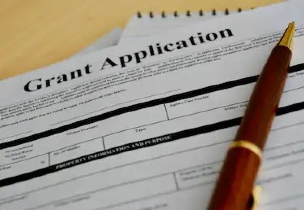 The procedure for the allocation of grants for guides and tour operators announced